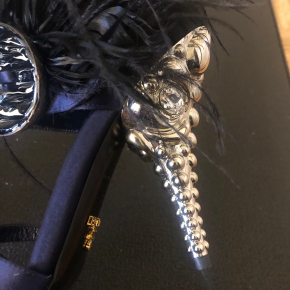 Prada feather heels authentic - Picture 5 of 8